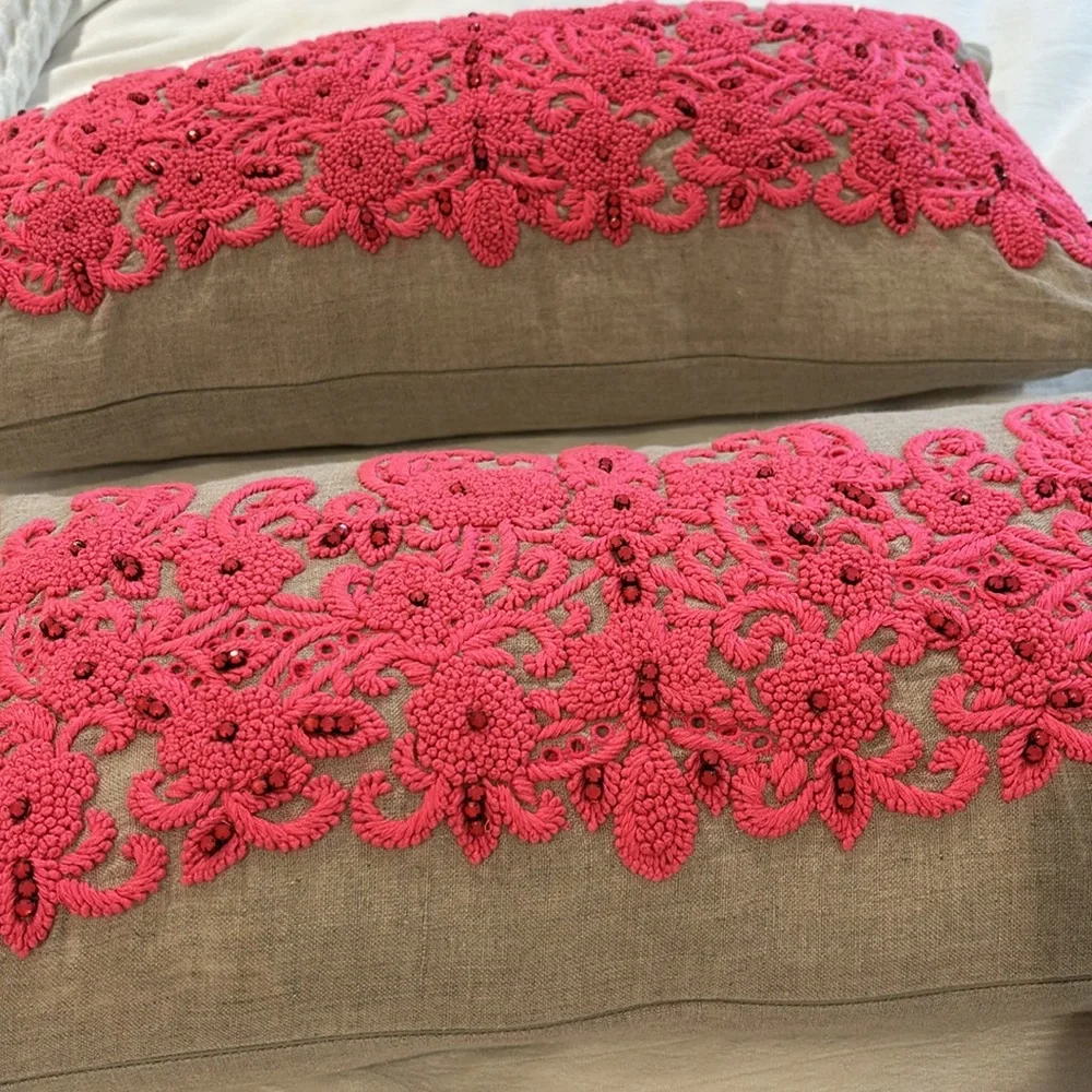 Set of 2 Kate Spade Linen Pillow cases with inserts